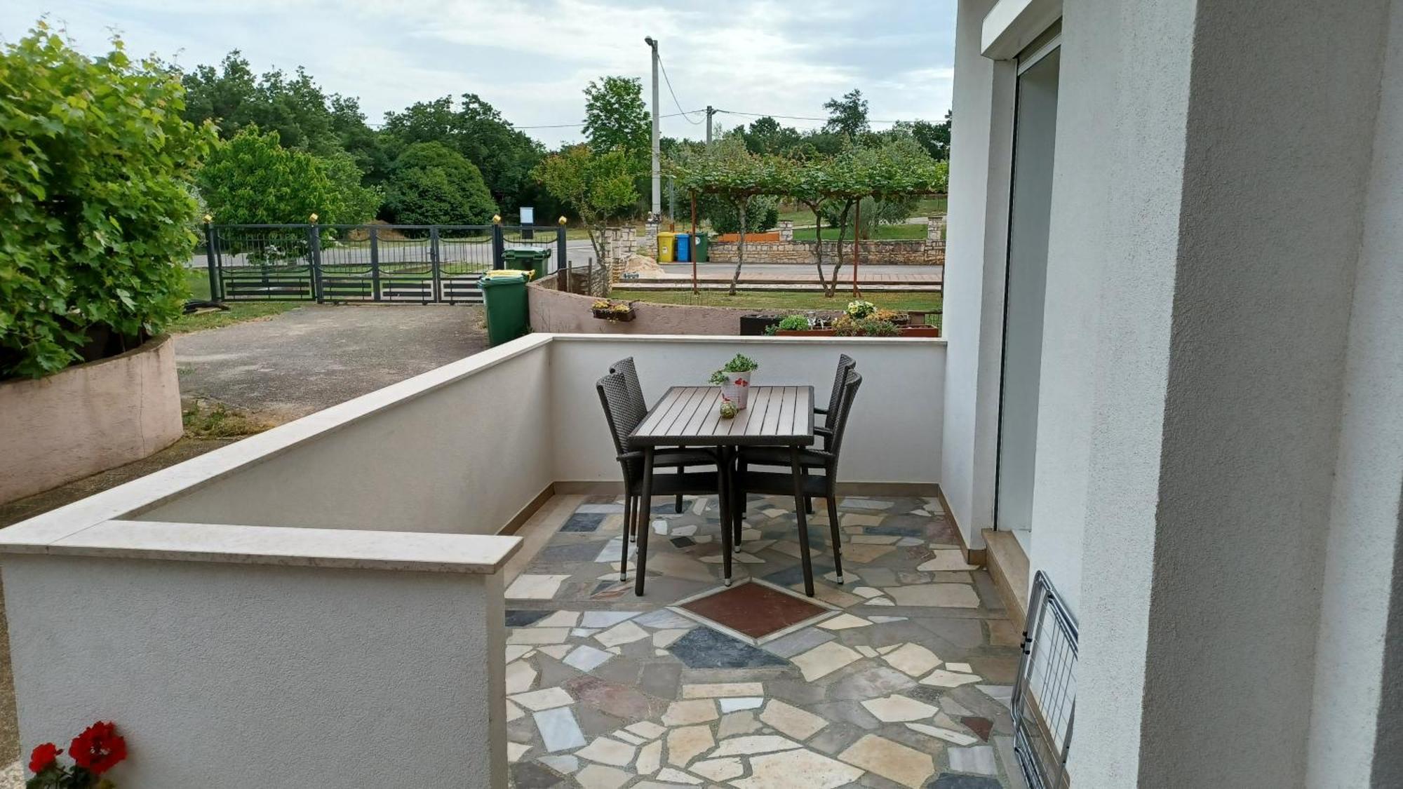 אומאג Apartments Villa Adamovic חדר תמונה